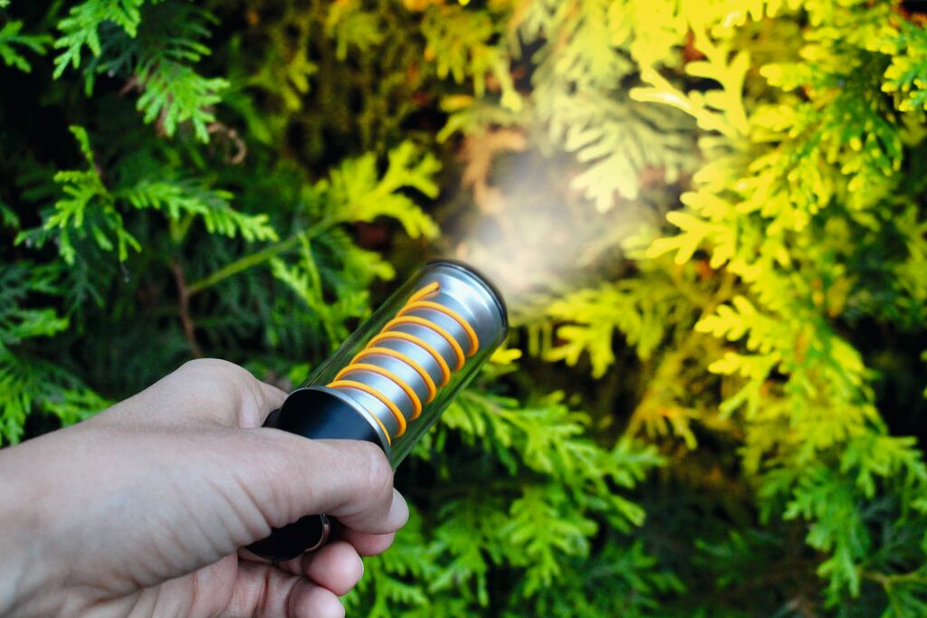 Naturforscher Moses Verlag Expedition Natur Outdoor Allroundlicht