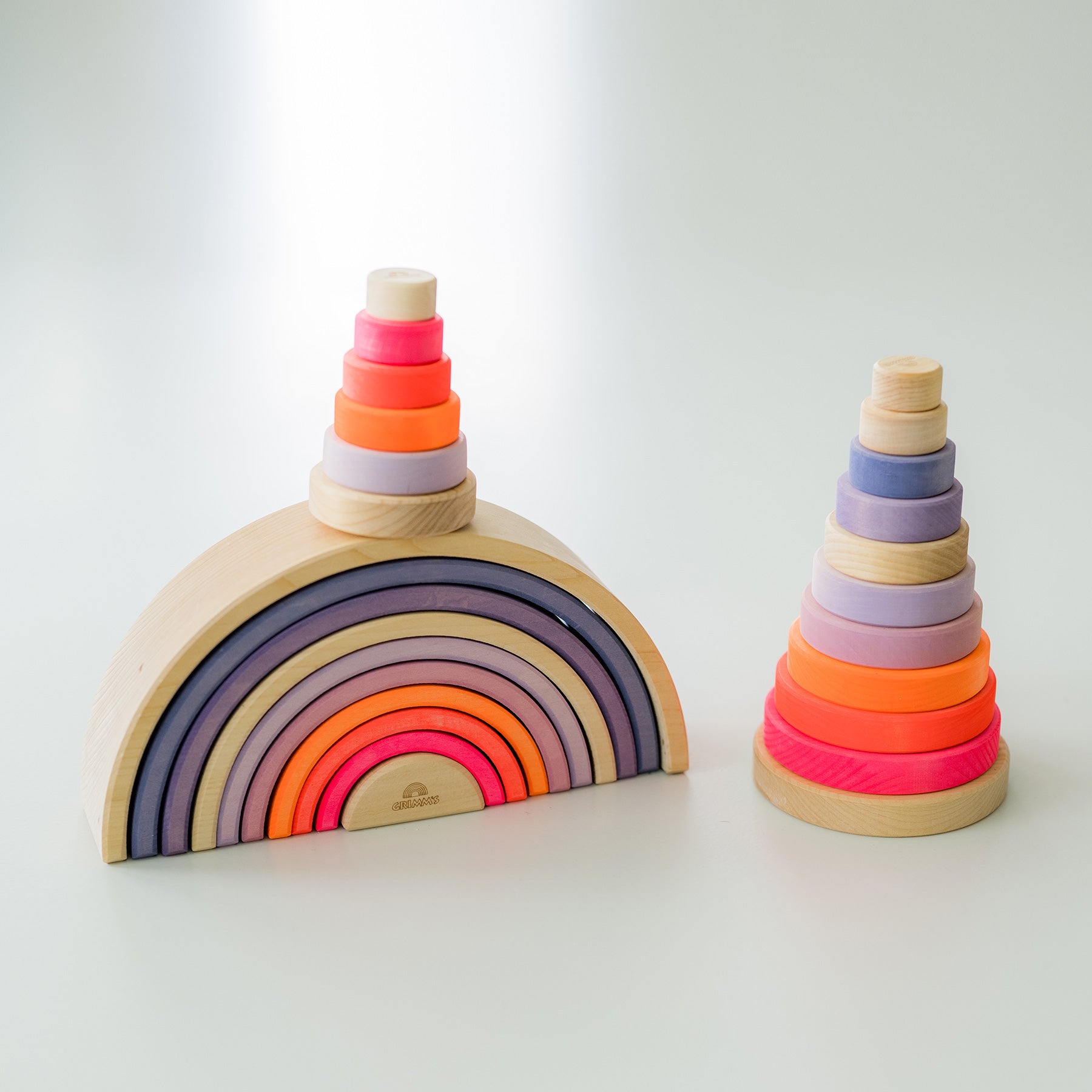 Stapelspiel GRIMM'S Spiel und Holz Design Kleiner Scheibenturm Neonpink