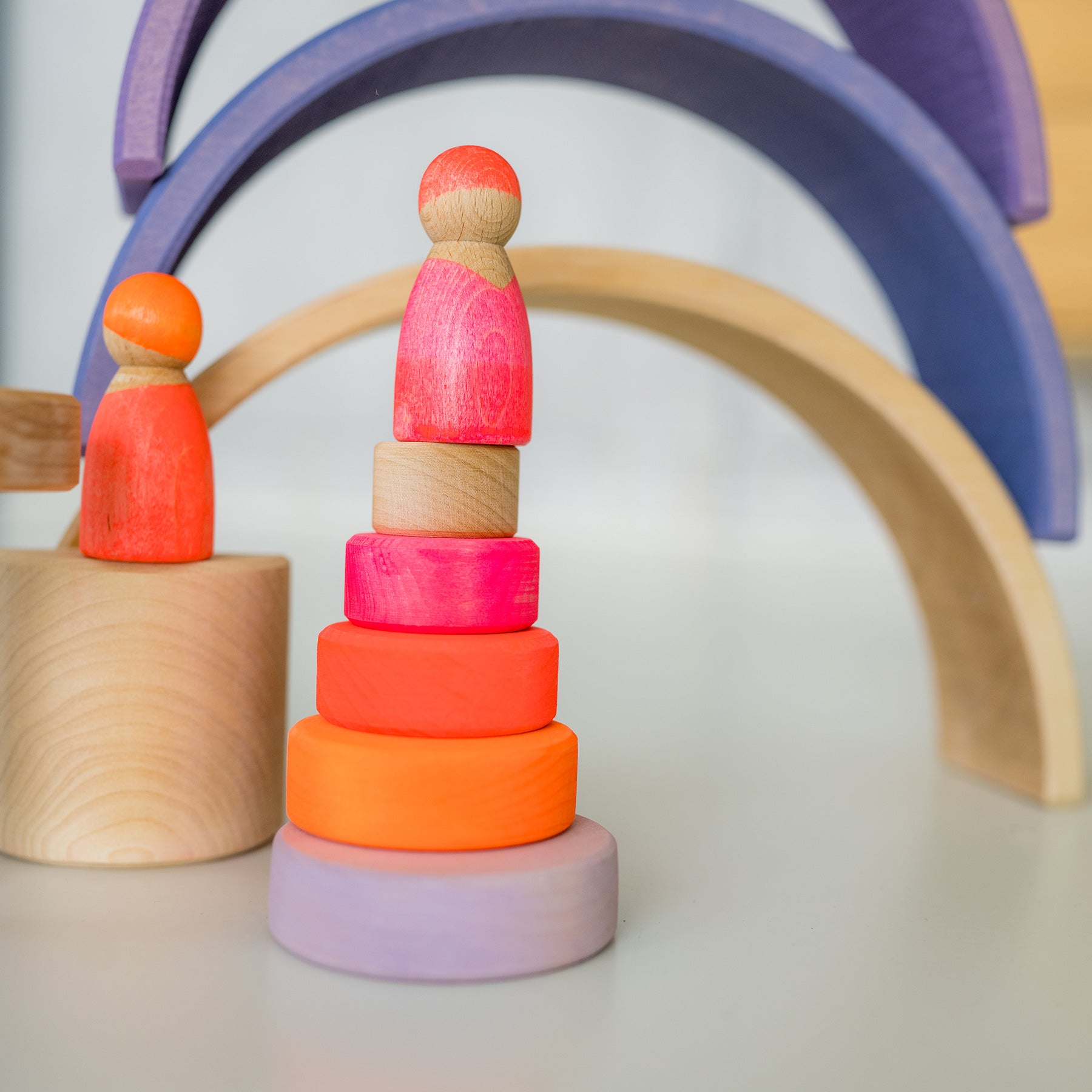 Stapelspiel GRIMM'S Spiel und Holz Design Kleiner Scheibenturm Neonpink