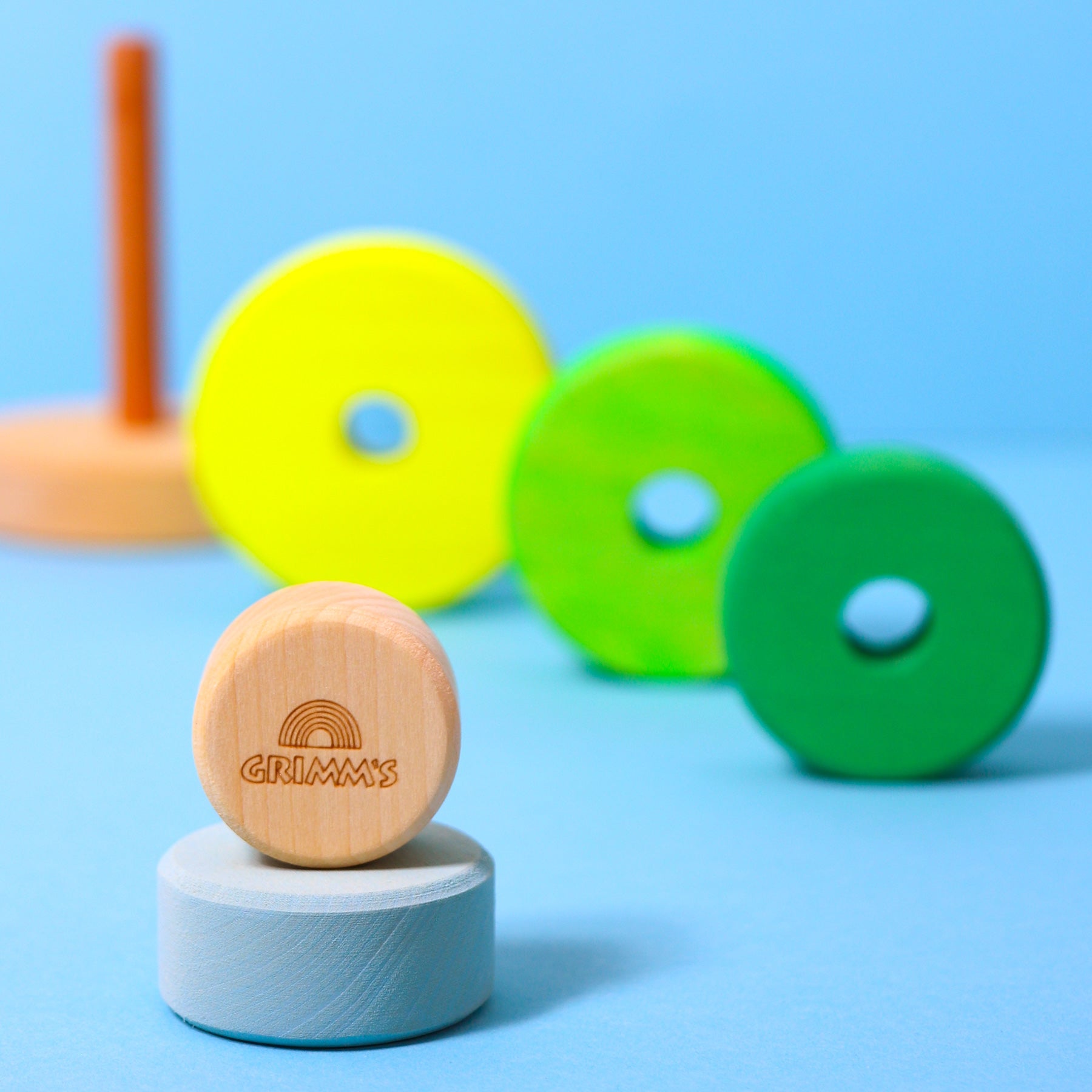 Stapelspiel GRIMM'S Spiel und Holz Design Kleiner Scheibenturm Neongrün