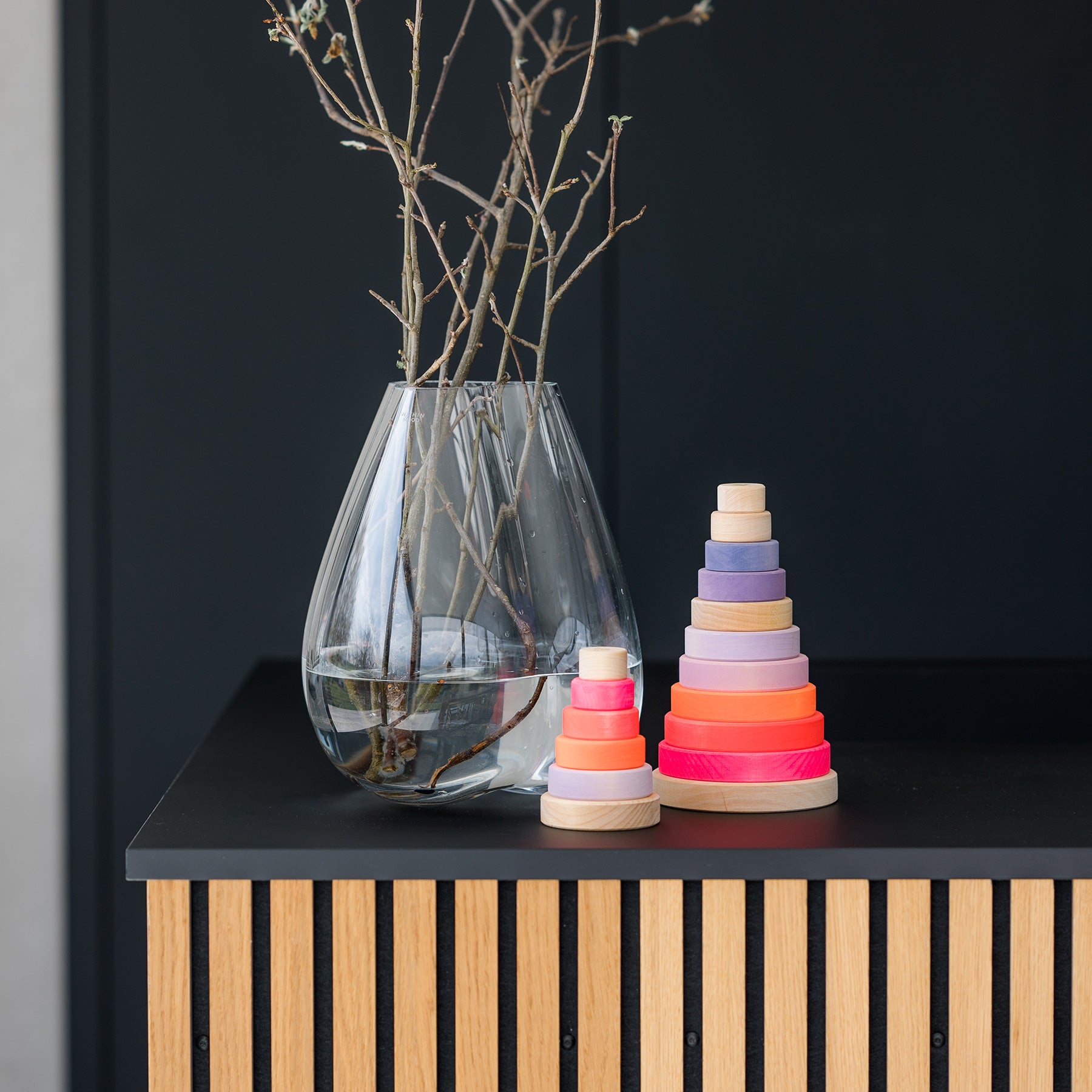 Stapelspiel GRIMM'S Spiel und Holz Design Scheibenturm Neonpink