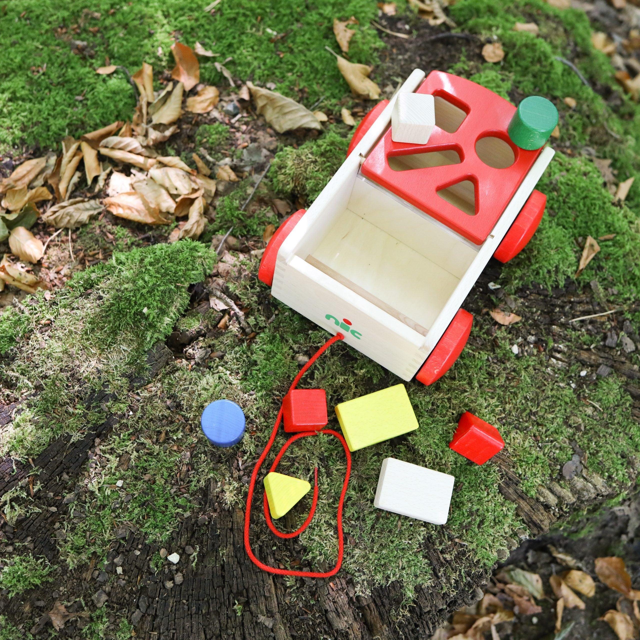 Holzspielzeug nic Formenwagen, rot