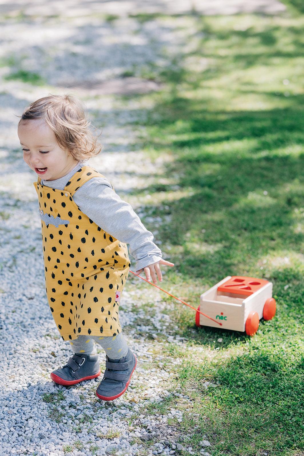 Holzspielzeug nic Formenwagen, rot