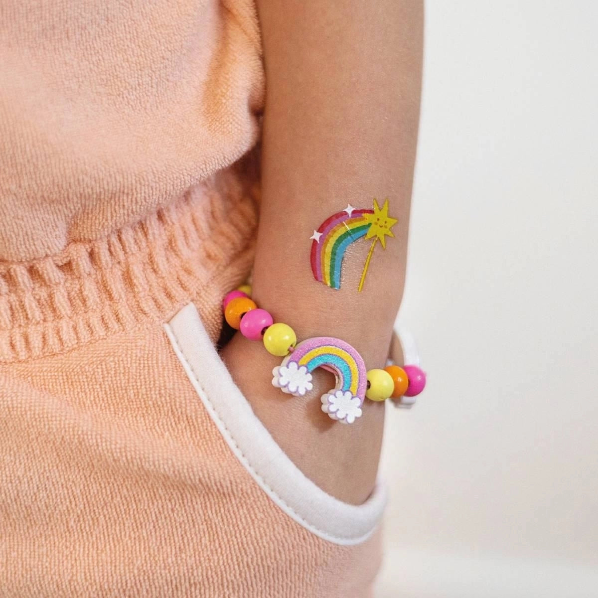 Schmuck basteln Kids - Armband Regenbogen