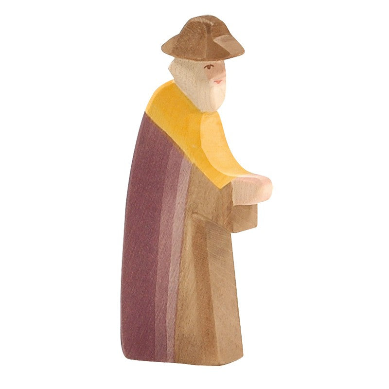 Holztiere & Figuren Ostheimer Holzspielzeug Josef wandernd
