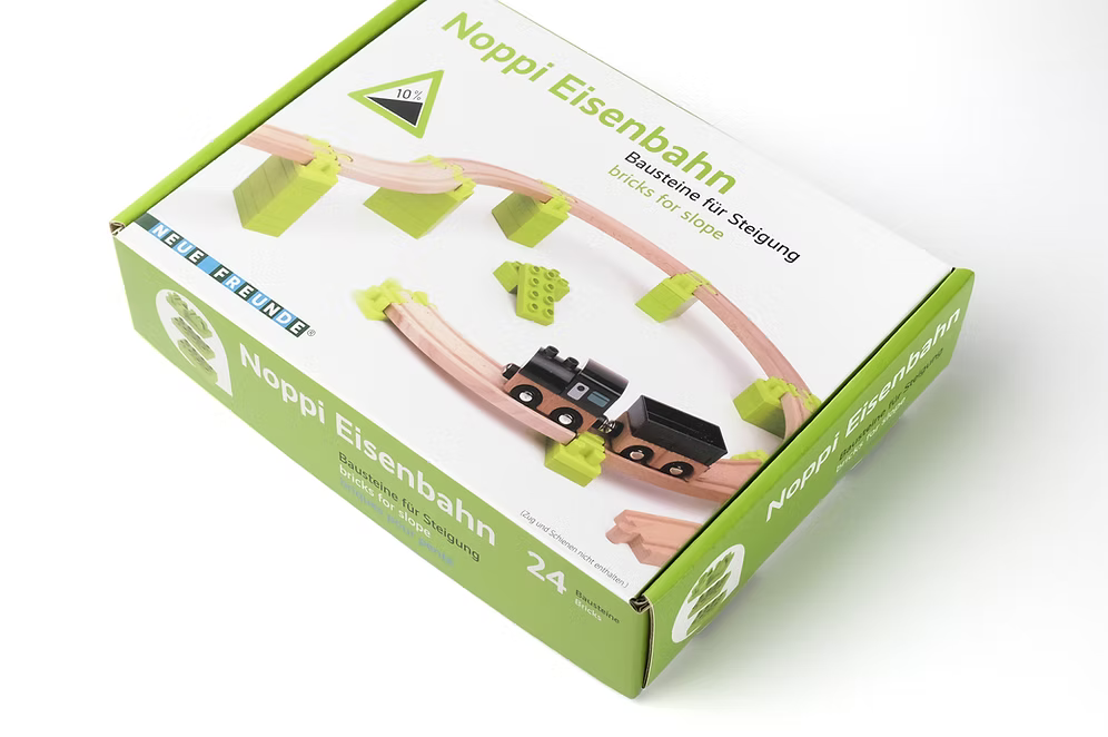 Neue Freunde Noppi Eisenbahn - 24 Bauteile für Steigung