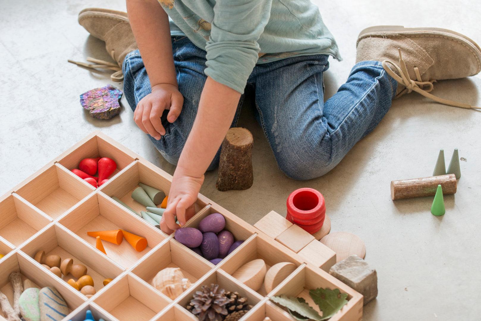 Open-ended Play Grapat Tablett zum Sortieren, Basteln und Aufbewahren