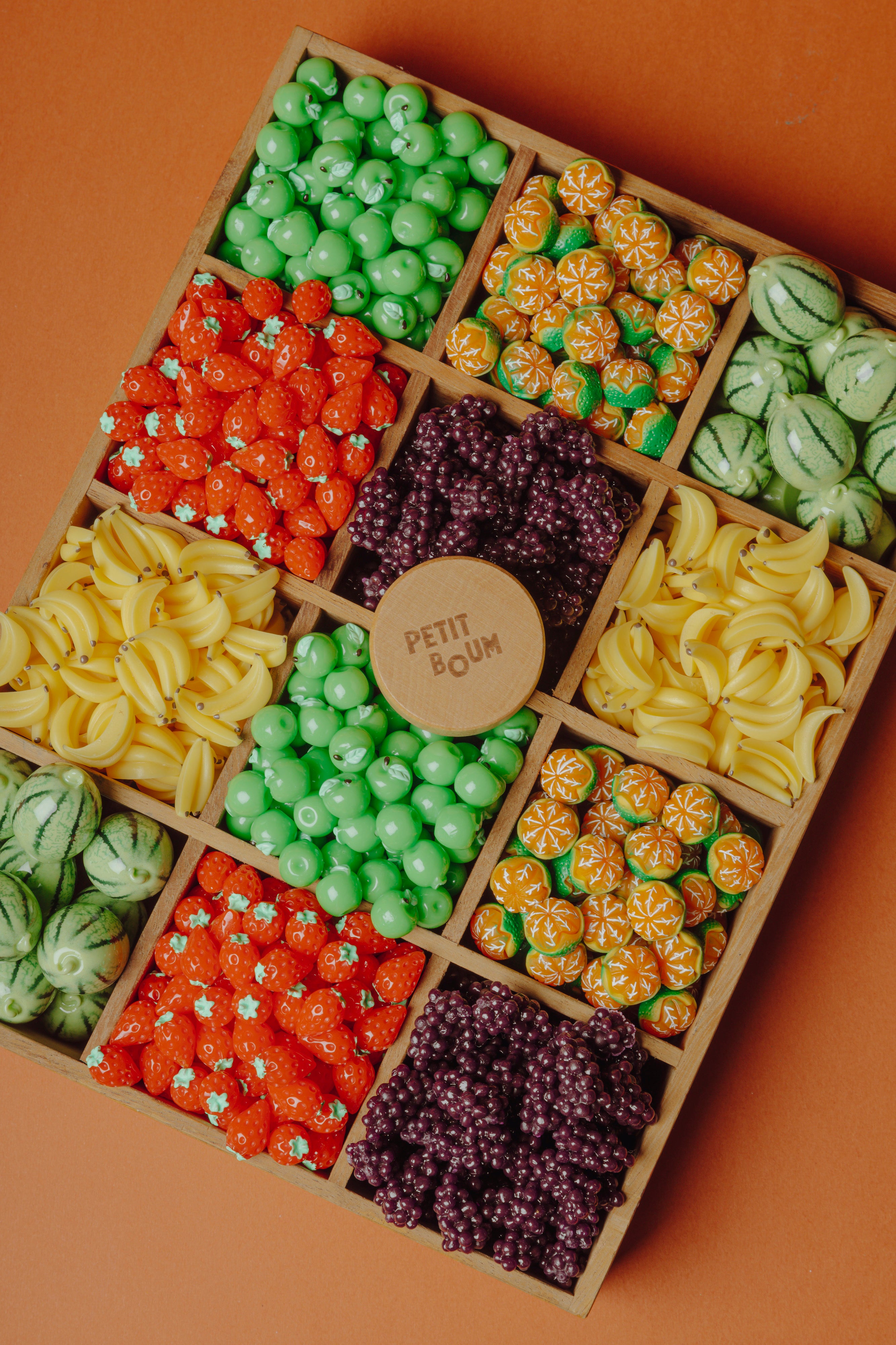 Greifen & Rasseln Petit Boum Petit Boum: Learn Bottle