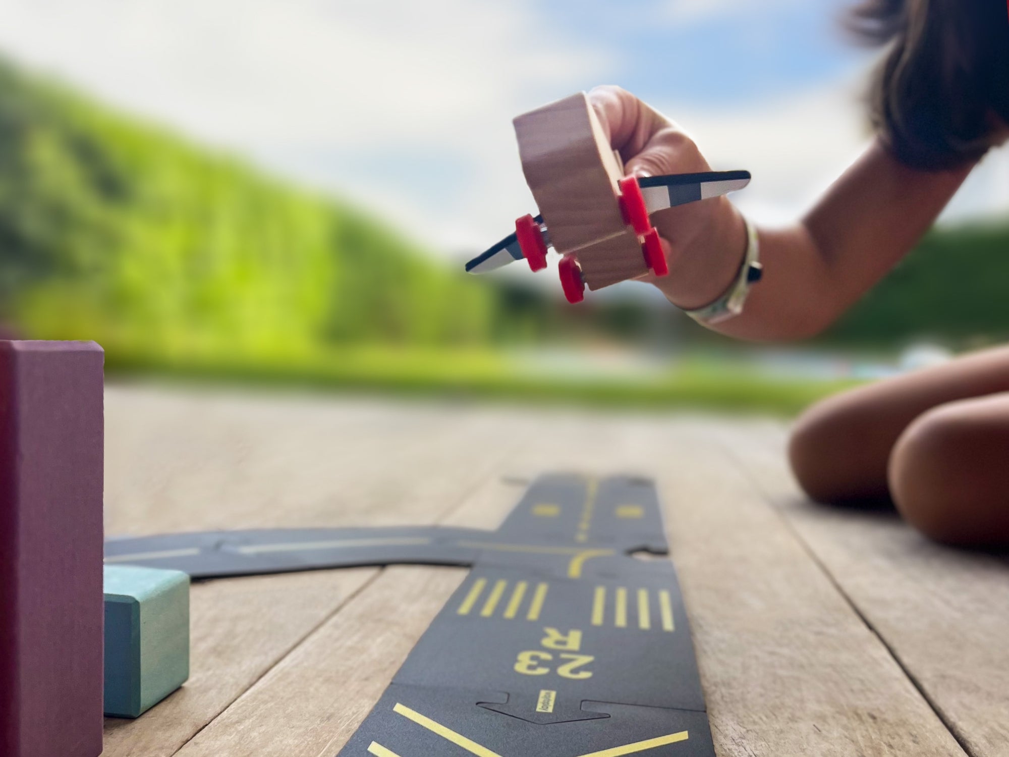 Spielwelt way2play Runway - Flexible Airport Set
