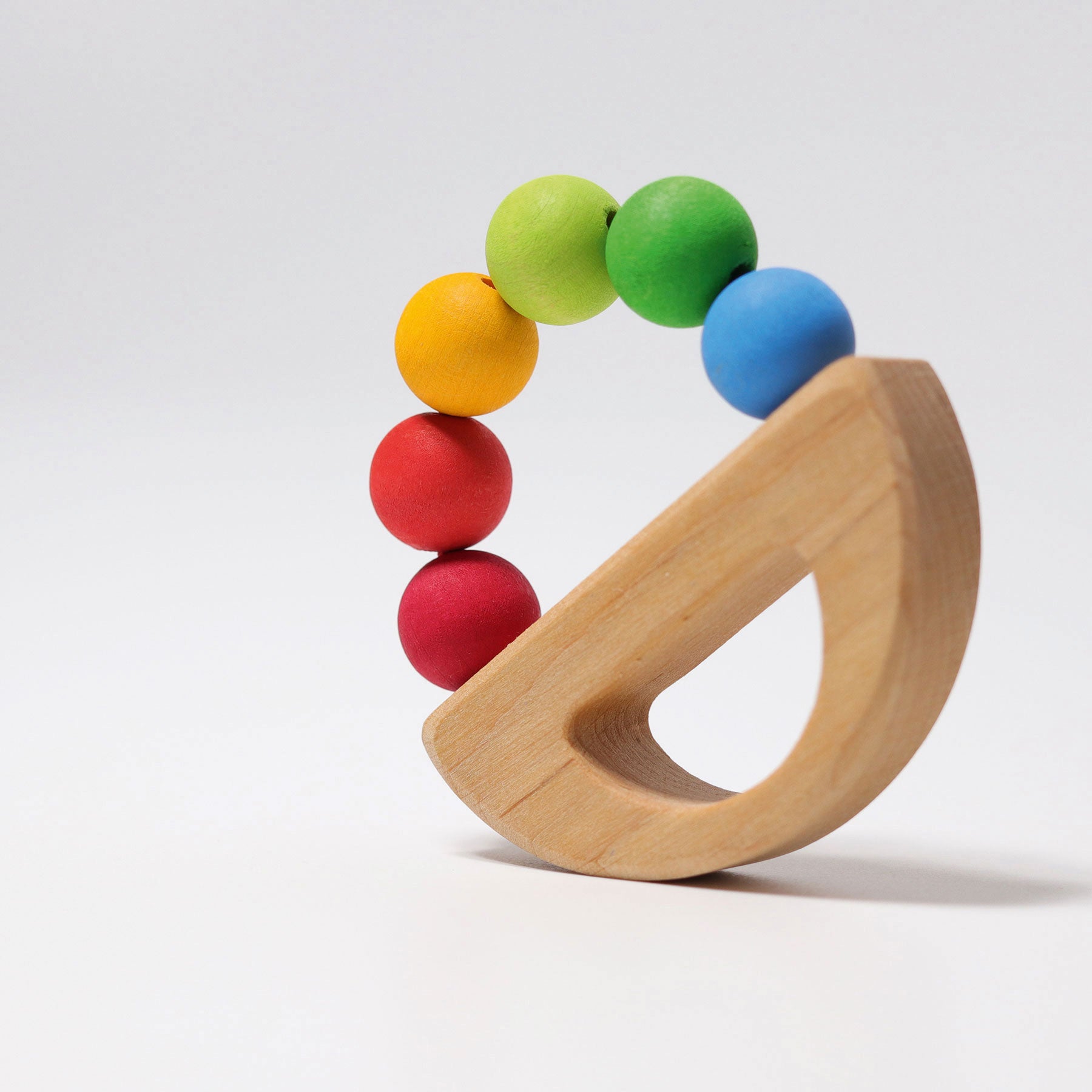 Rasseln GRIMM'S Spiel und Holz Design Regenbogen Schiff