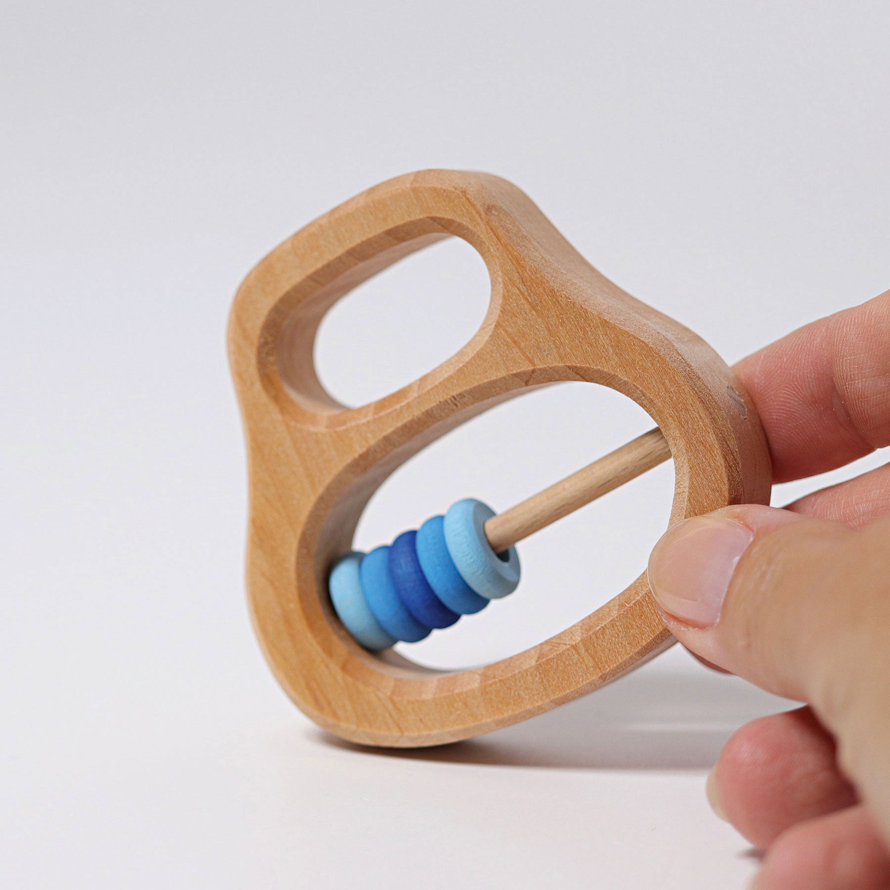 Rasseln GRIMM'S Spiel und Holz Design Klipp Klapp Blau