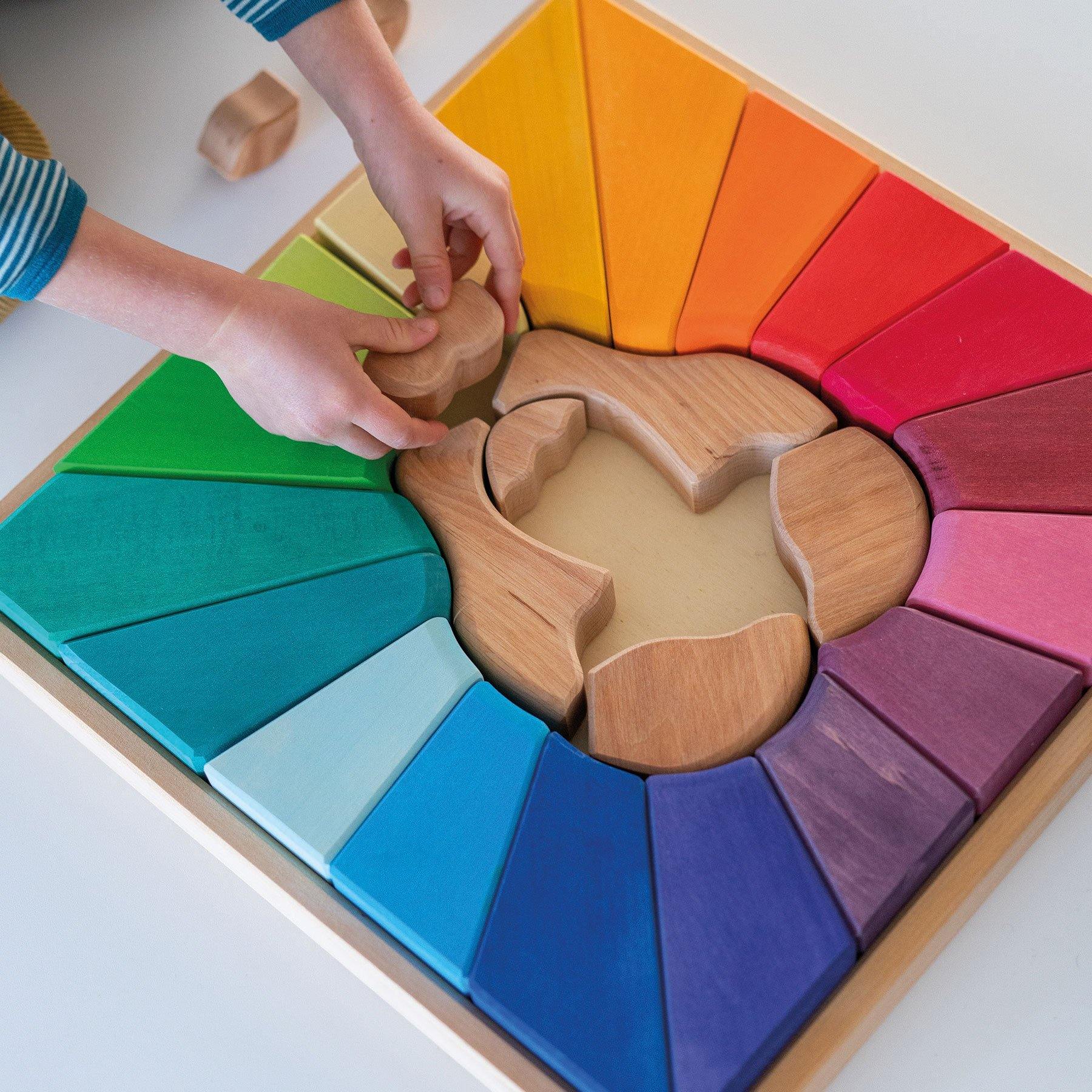 Baukasten GRIMM'S Spiel und Holz Design Bauspiel Regenbogenlöwe