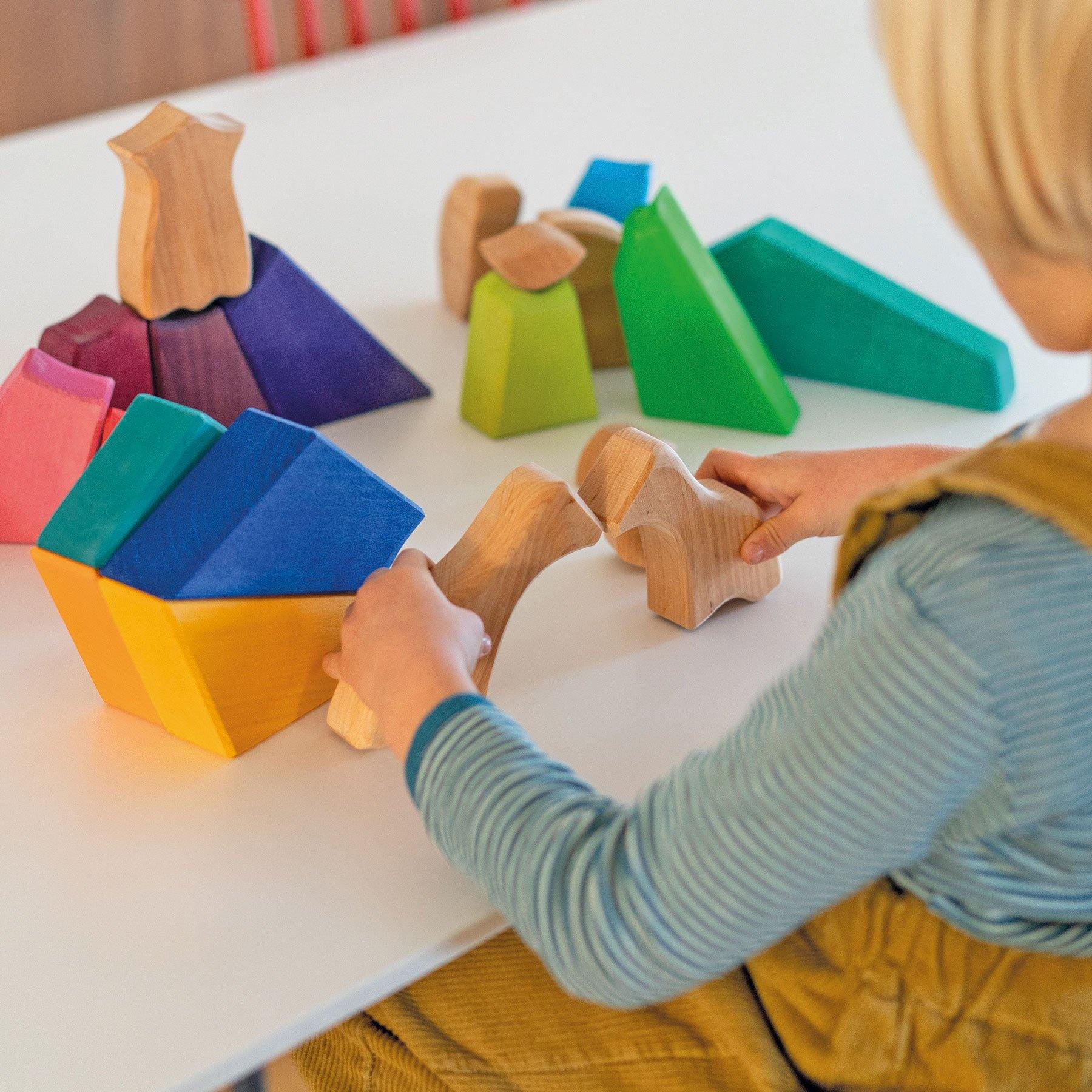 Baukasten GRIMM'S Spiel und Holz Design Bauspiel Regenbogenlöwe