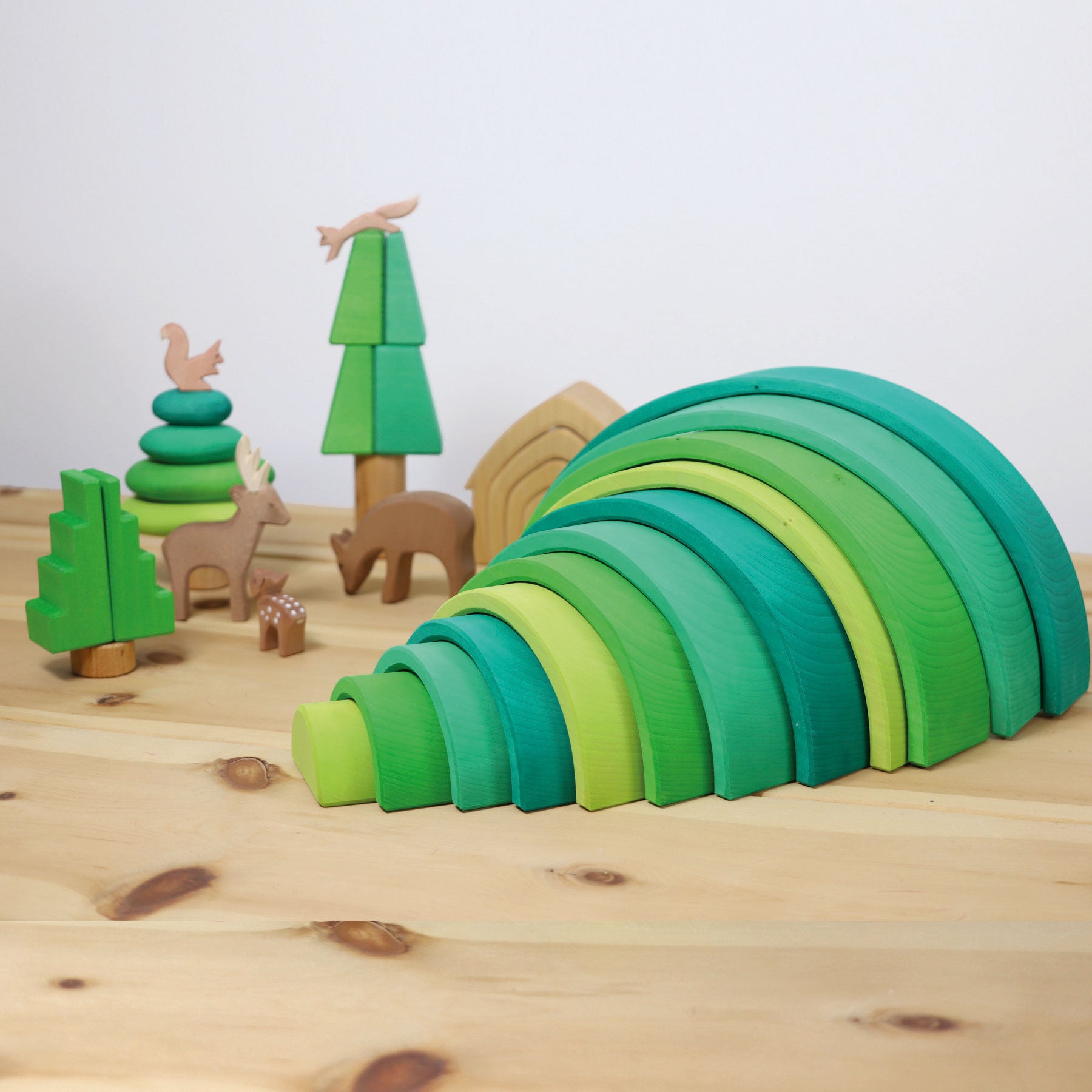 Open-ended Play GRIMM'S Spiel und Holz Design Großer Regenbogen Waldgrün