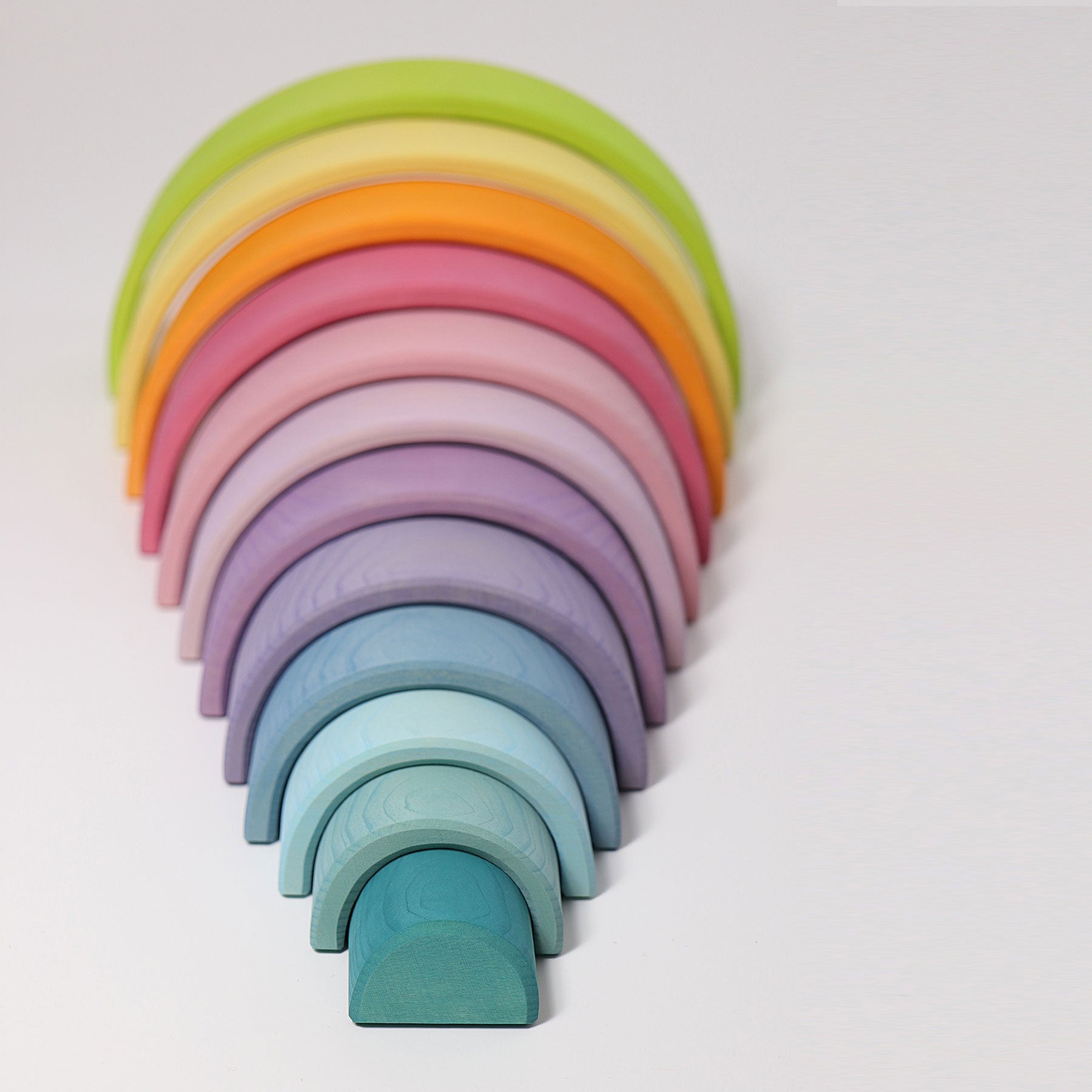 Open-ended Play GRIMM'S Spiel und Holz Design Großer Regenbogen Pastell
