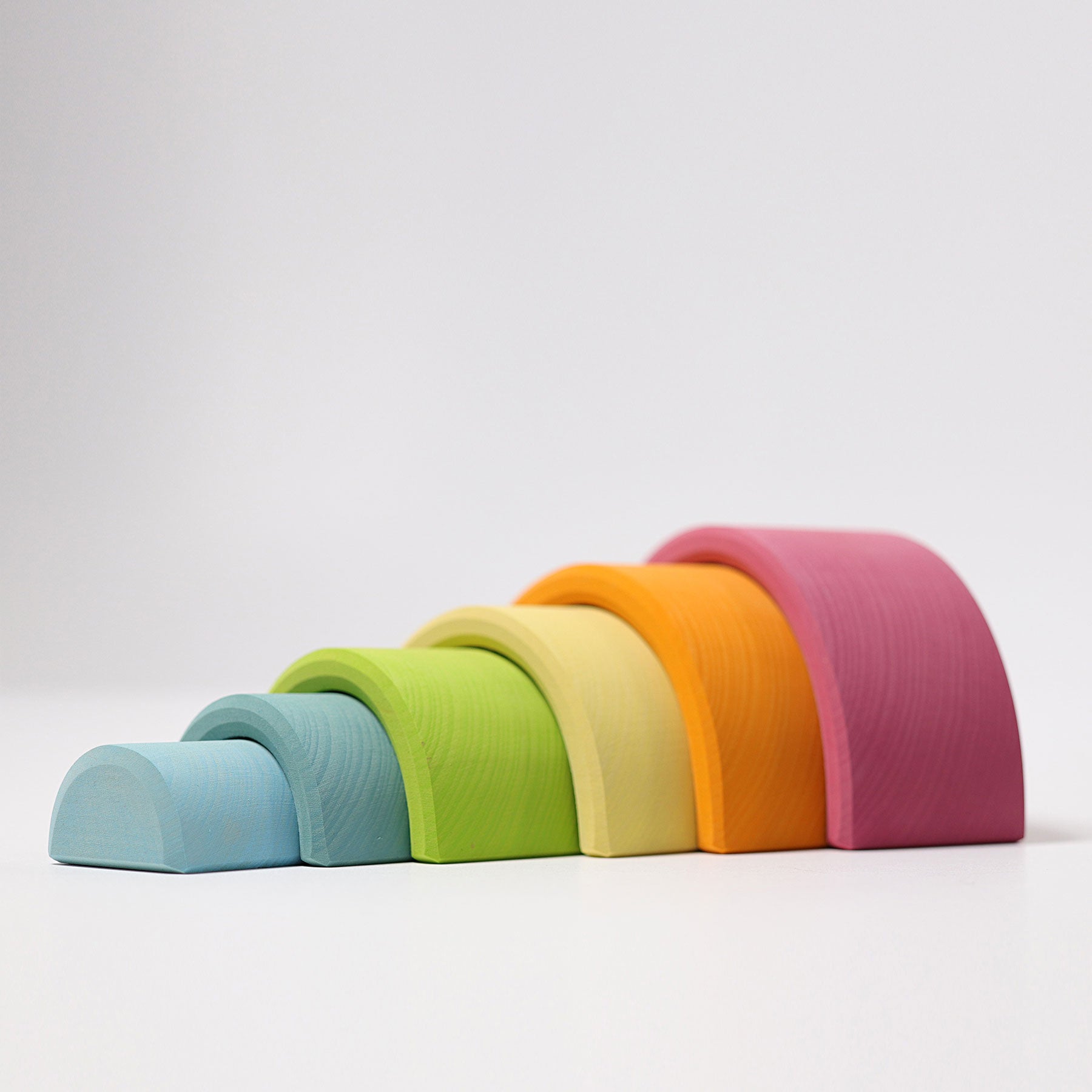 Open-ended Play GRIMM'S Spiel und Holz Design Regenbogen Pastell