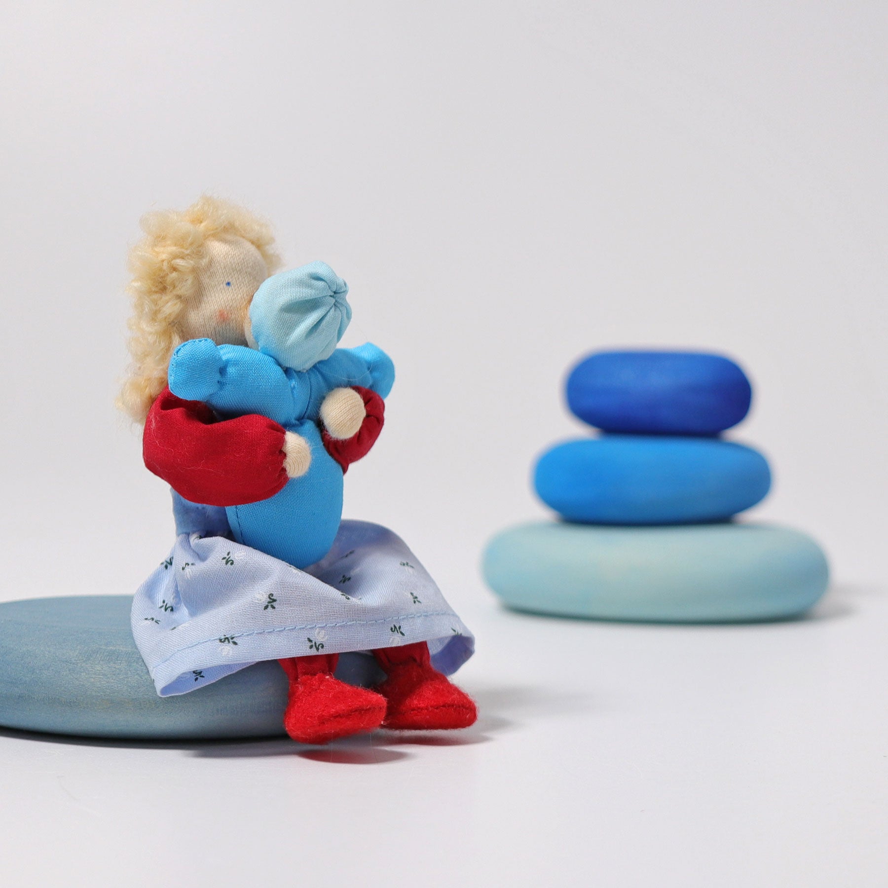 Puppe GRIMM'S Spiel und Holz Design Frau Linde