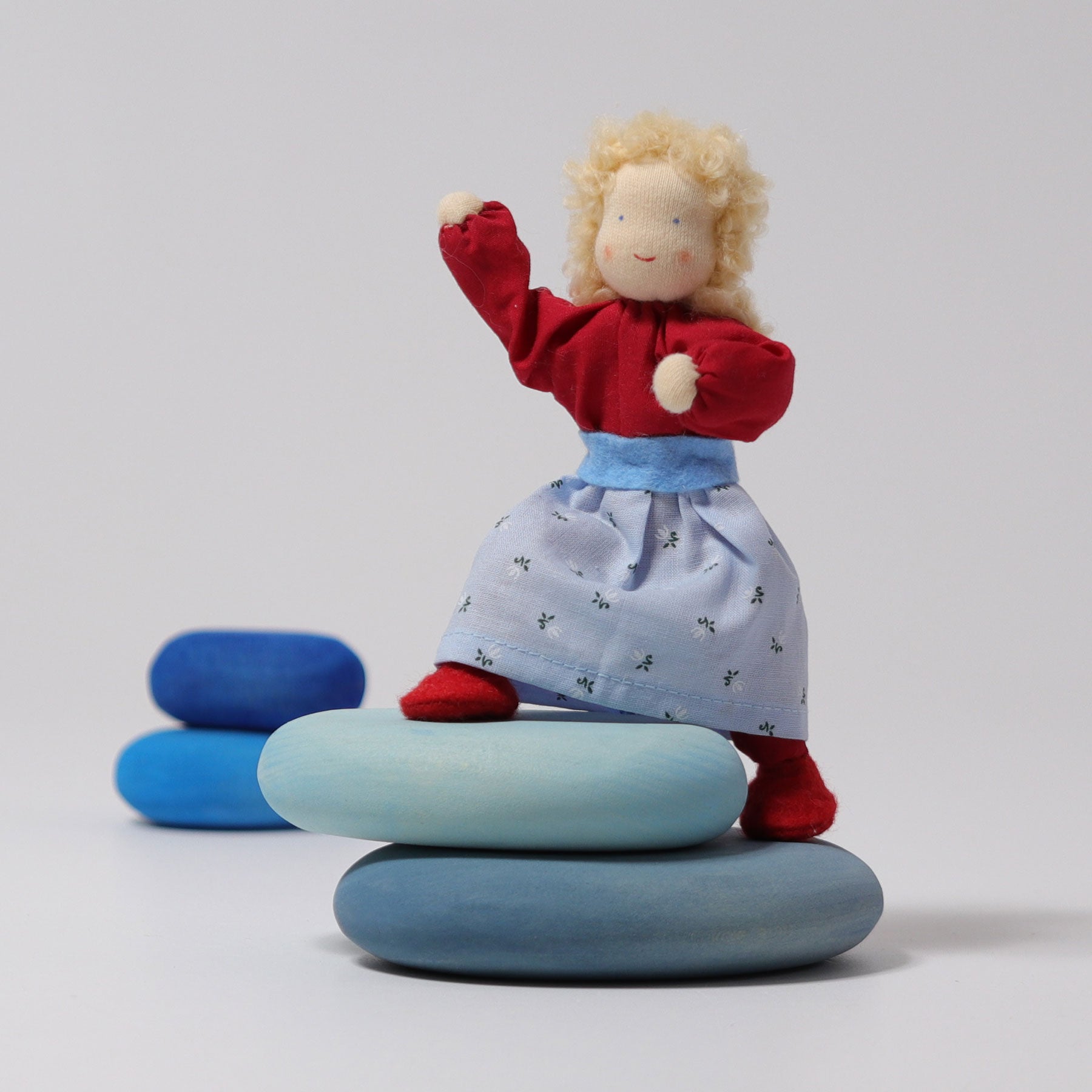 Puppe GRIMM'S Spiel und Holz Design Frau Linde