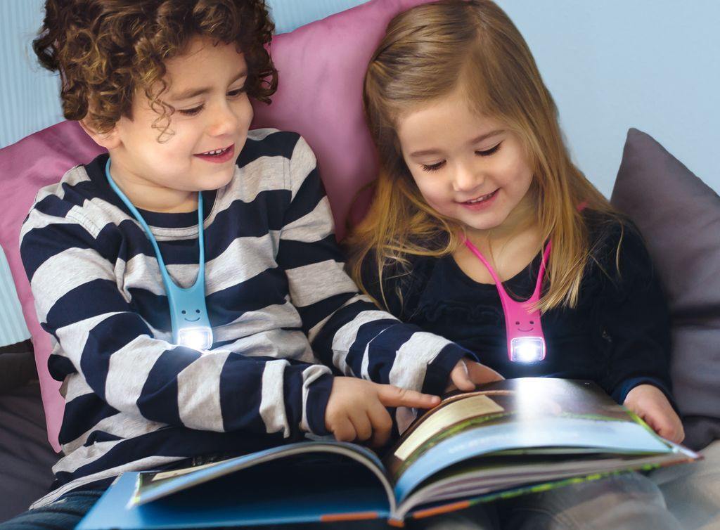 Sonstiges Moses Verlag Lese Buddy - Das multifunktionale Leselicht pink