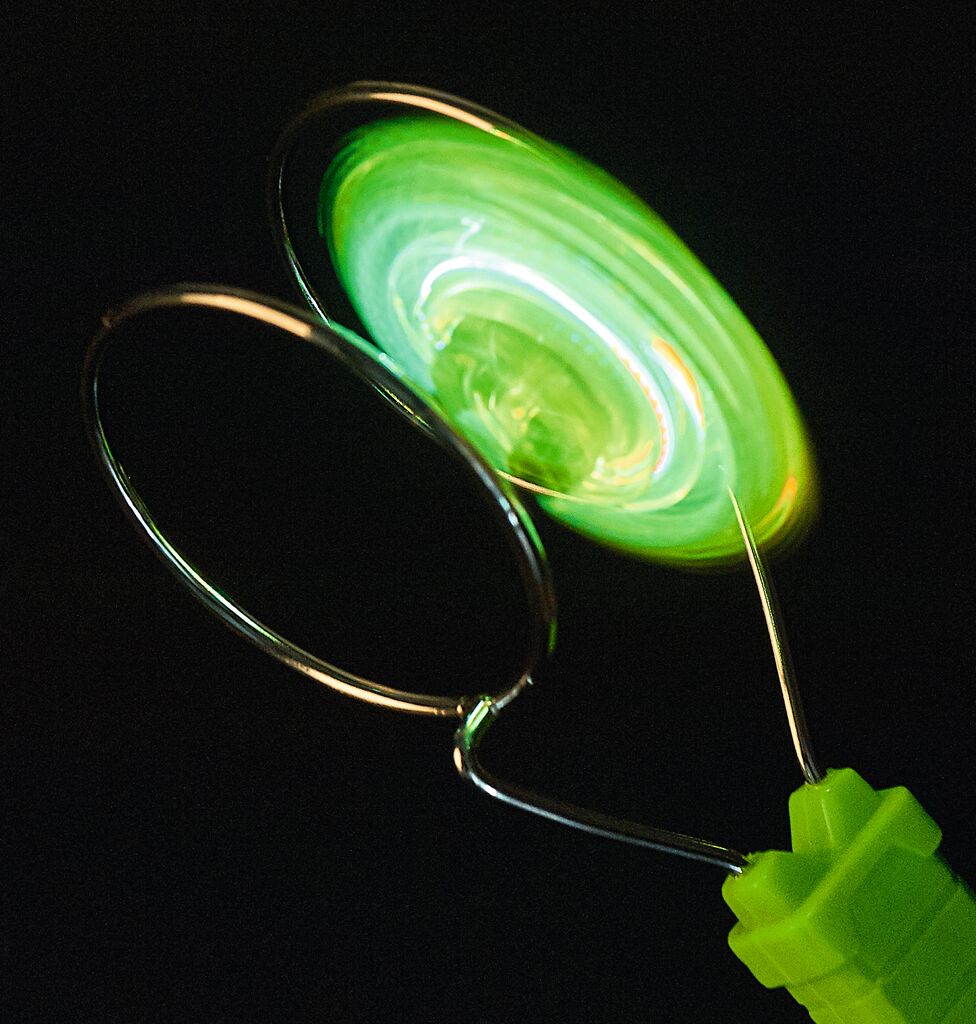 Experiment Moses Verlag PhänoMINT Leuchtender LED-Magnetkreisel