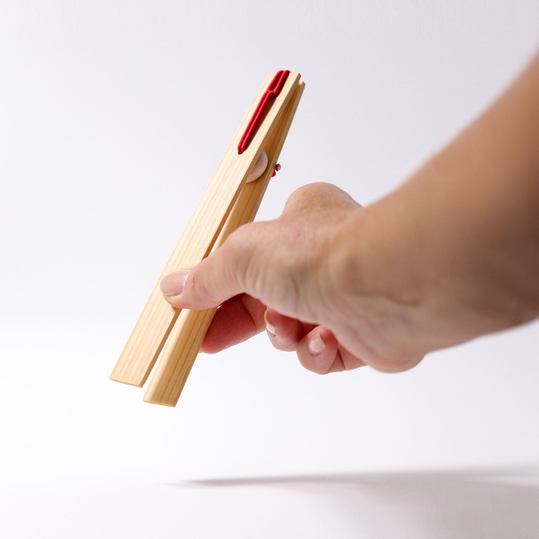 Sortieren GRIMM'S Spiel und Holz Design Holzpinzette