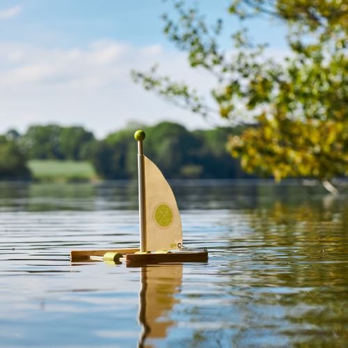 Spielzeug für Draußen goki Bausatz Katamaran