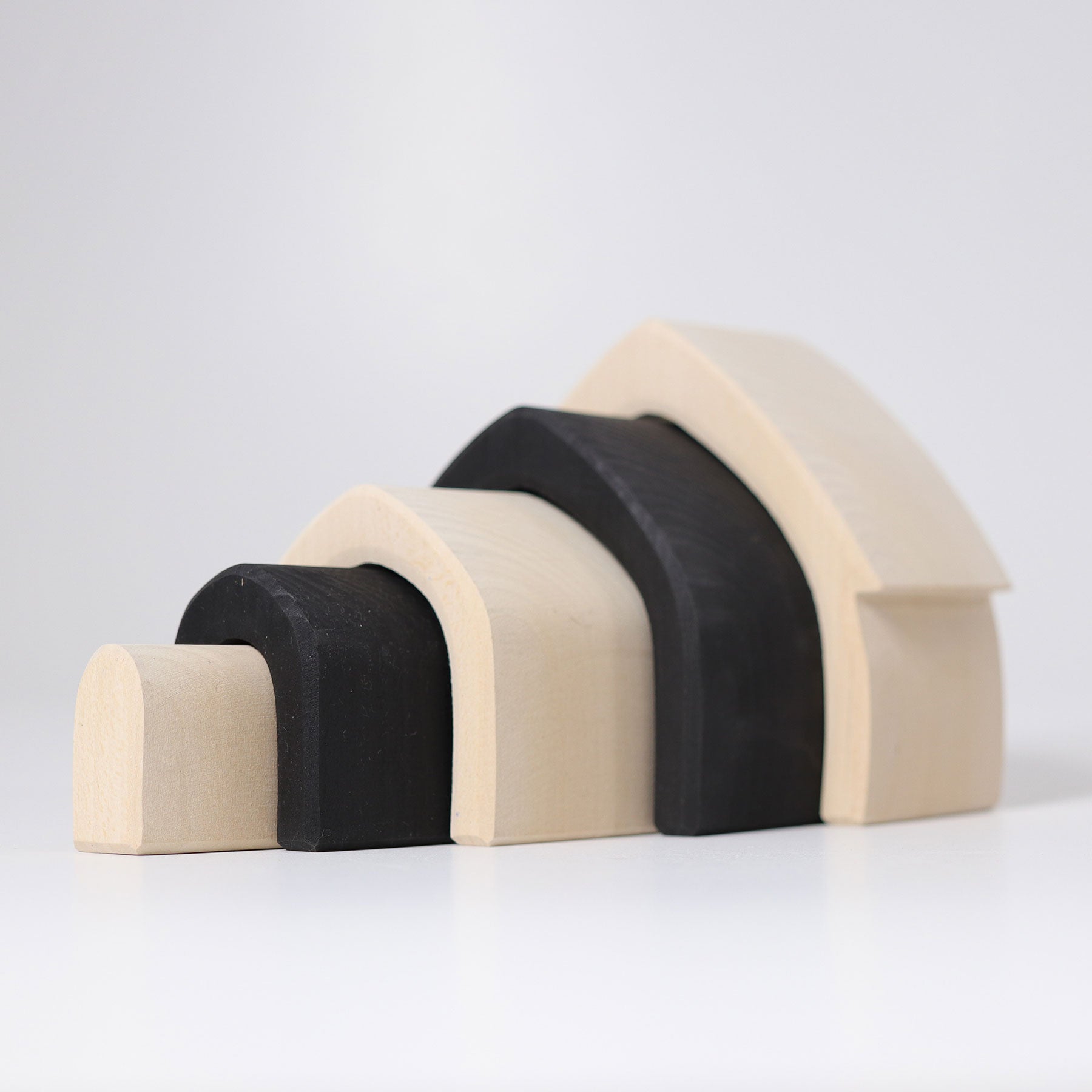 Open-ended Play GRIMM'S Spiel und Holz Design Haus Monochrom