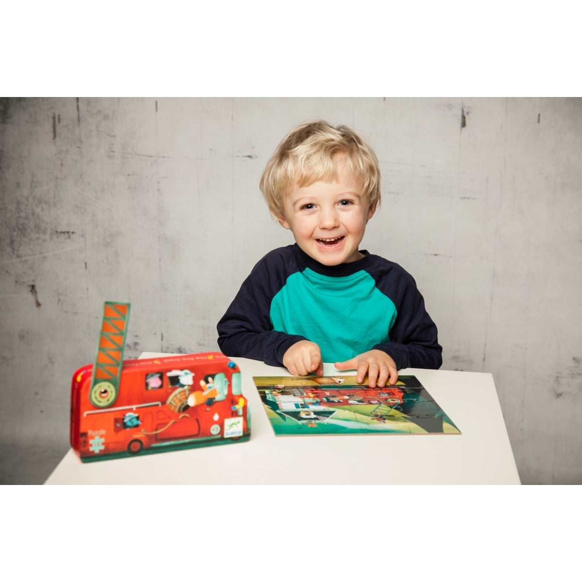 Puzzle DJECO Formen Puzzle: Feuerwehrauto - 16Stk