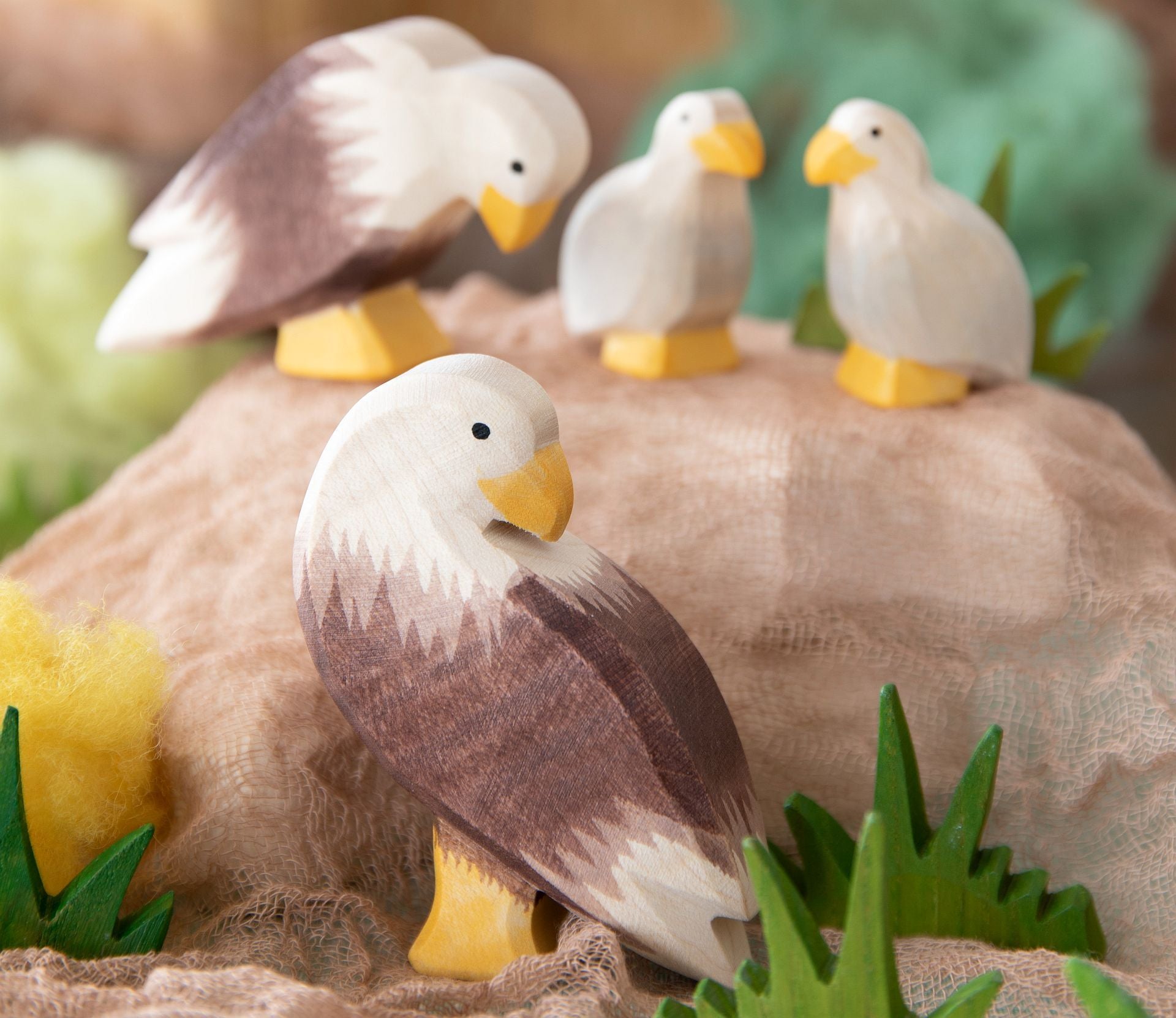 Holztiere & Figuren Ostheimer Holzspielzeug Seeadler klein