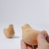 Schmeichelndes Vögelchen