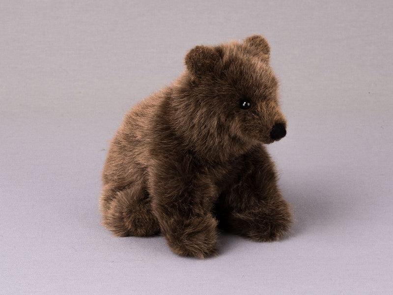 Braunbär "Lümmel"  hockend  21 cm